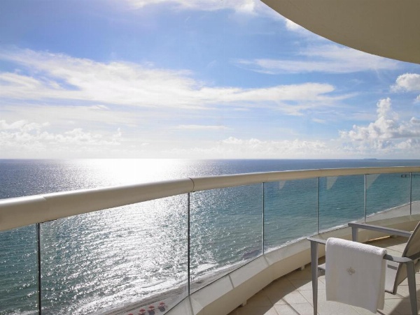 Acqualina Resort dan Residences image 19